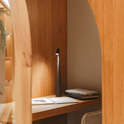 Cordless LED Table Lamp – Rechargeable – Bedside & Desk